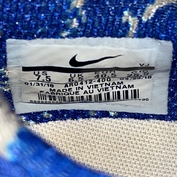 Nike men’s Nylite Bold Iii Perforated Platform Sneakers size 7.5 - Picture 7 of 10